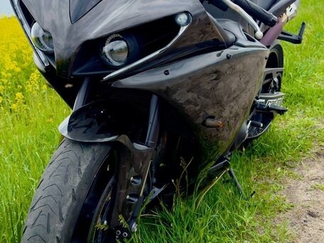 2012 Yamaha YZF-R1, чёрный, 850000 рублей, вид 4