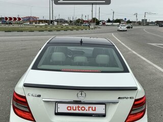 2011 Mercedes-Benz C-Класс 300 III (W204) Рестайлинг, белый, 1700000 рублей, вид 1