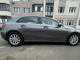 2019 Mercedes-Benz A-Класс 180 d IV (W177), серый, 2490000 рублей, вид 4
