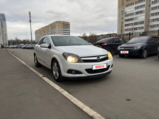2007 Opel Astra GTC H Рестайлинг, белый, 450000 рублей, вид 2