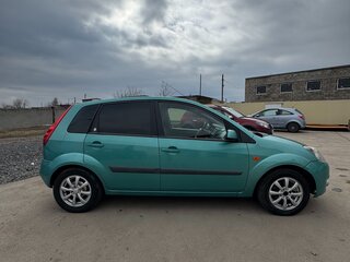 2007 Ford Fiesta Mk5, зелёный, 380000 рублей, вид 2
