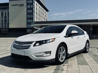 2013 Chevrolet Volt I, белый, 1400000 рублей, вид 1