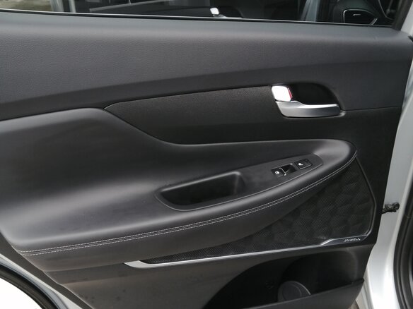 2018 Hyundai Santa Fe IV, серебристый - вид 16