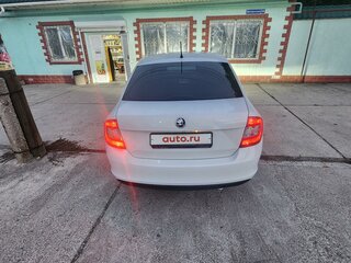 2014 Skoda Rapid I, белый, 1230000 рублей, вид 3