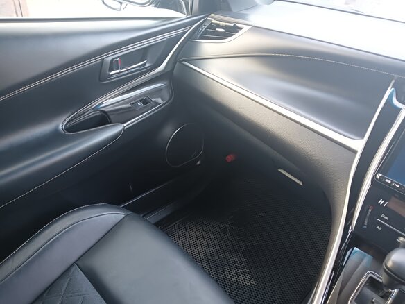 2019 Toyota Harrier III (XU60) Рестайлинг, чёрный, 3100000 рублей - вид 38
