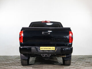 2021 Toyota Tundra CrewMax II Рестайлинг, чёрный, 6099000 рублей, вид 5