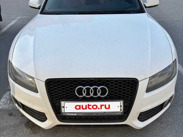 2011 Audi A5 I (8T), белый, 1550000 рублей
