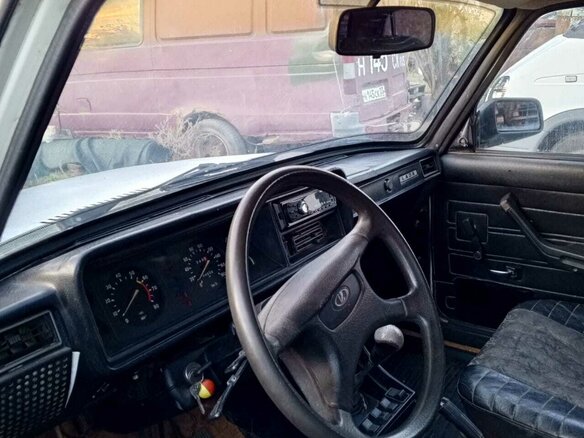 1997 Lada (ВАЗ) 2107, белый, 200000 рублей - вид 6