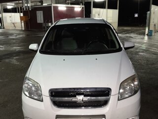 2011 Chevrolet Aveo I Рестайлинг, белый, 690000 рублей, вид 1