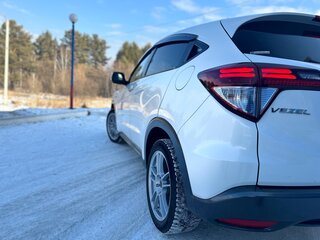 2014 Honda Vezel I, белый, 1620000 рублей, вид 3