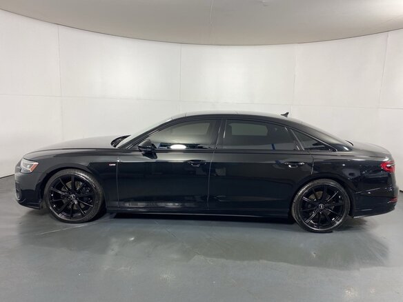 2025 Audi A8 Long 55 TFSI IV (D5) Рестайлинг, чёрный, 12899040 рублей - вид 2
