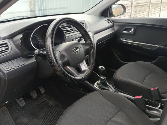 2012 Kia Rio III, красный, 620000 рублей - вид 8
