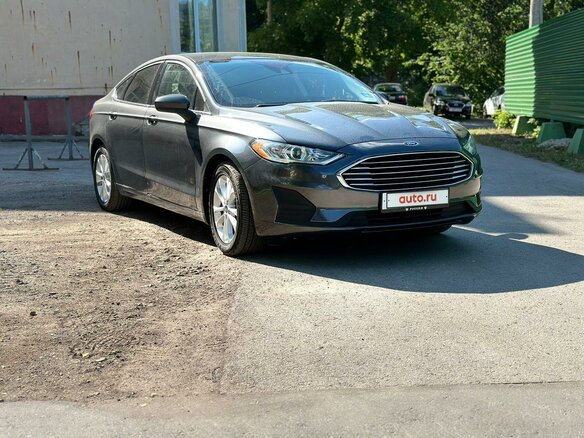 2019 Ford Fusion (North America) II Рестайлинг, серый, 1650000 рублей - вид 1