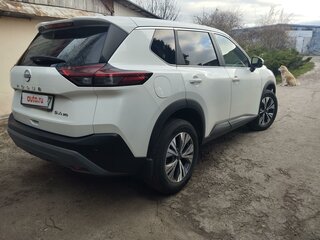 2022 Nissan Rogue III, белый, 2750000 рублей, вид 2