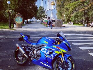2020 Suzuki GSX-R 1000, синий, 2150000 рублей, вид 2