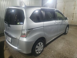2012 Honda Freed I Рестайлинг, серебристый, 1200000 рублей, вид 5