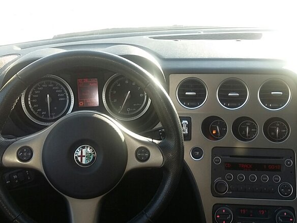 2009 Alfa Romeo 159, синий - вид 4