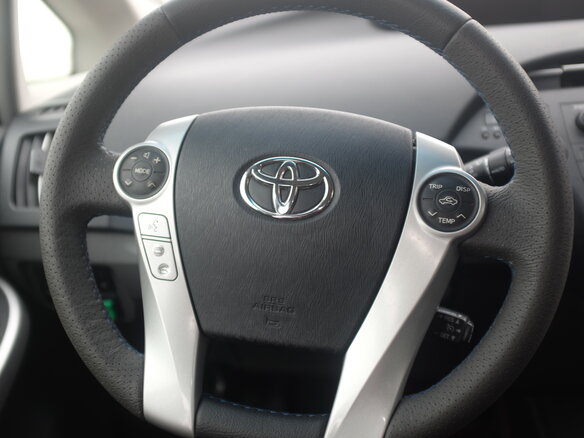 2009 Toyota Prius III (XW30), синий - вид 5
