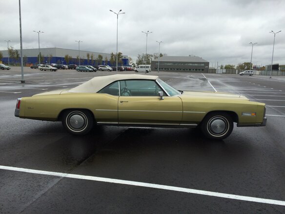 1975 Cadillac Eldorado IX, золотистый - вид 27