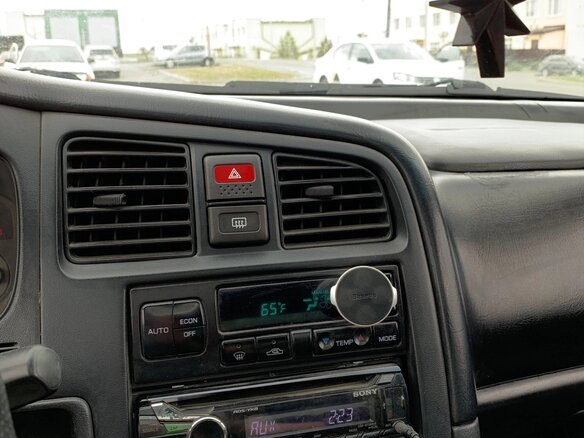 2000 Infiniti G20 II, серый, 400000 рублей - вид 9