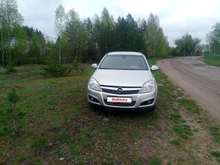 2012 Opel Astra H Рестайлинг, серебристый, 650000 рублей, вид 1