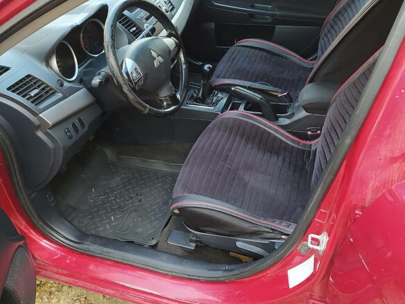 2007 Mitsubishi Lancer X, красный, 650000 рублей - вид 8