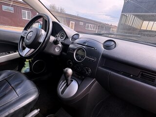 2008 Mazda 2 II (DE), красный, 600000 рублей, вид 3