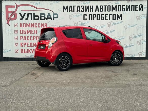 2011 Chevrolet Spark III, красный, 460000 рублей - вид 5