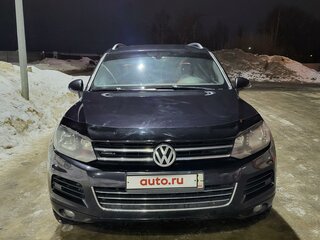 2012 Volkswagen Touareg II, чёрный, 2300000 рублей, вид 3