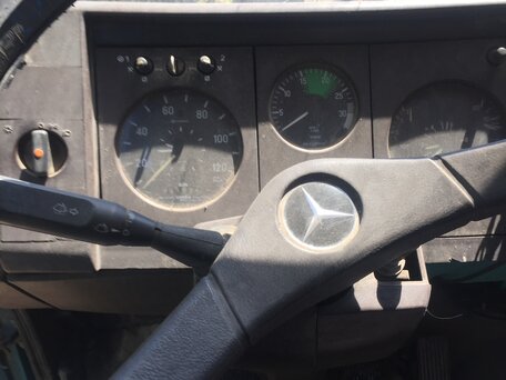 1995 Mercedes-Benz 709D, синий, 1000000 рублей, вид 5