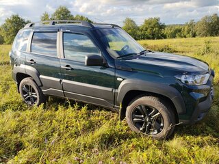 2022 Lada (ВАЗ) Niva Travel I, чёрный, 1150000 рублей, вид 3