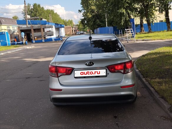 2016 Kia Rio III Рестайлинг, серебристый, 600000 рублей - вид 7