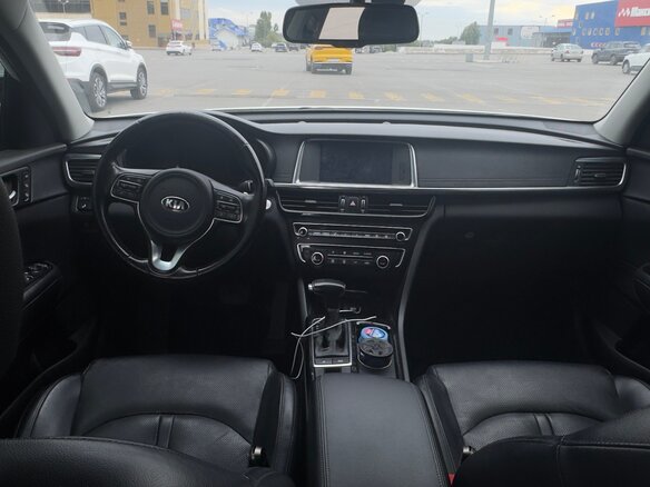 2017 Kia Optima IV, белый, 1790000 рублей - вид 9