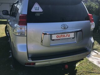 2011 Toyota Land Cruiser Prado 150 Series, серебристый, 2750000 рублей, вид 3