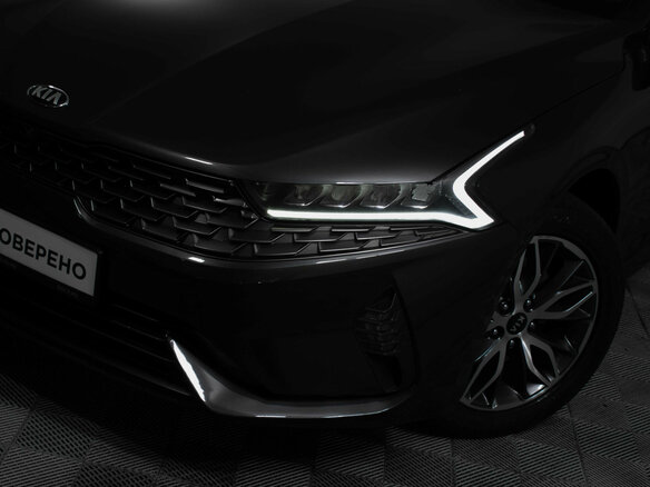2020 Kia K5 III, серый - вид 32
