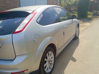 2008 Ford Focus II Рестайлинг, серебристый, 400000 рублей, вид 2