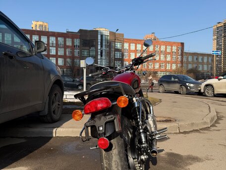 2019 Triumph Bonneville T100, красный, 790000 рублей, вид 4