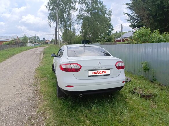 2014 Renault Fluence I Рестайлинг, белый, 650000 рублей - вид 3
