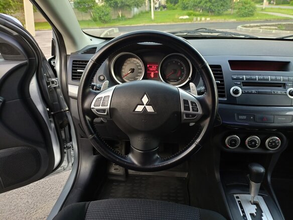 2008 Mitsubishi Lancer X, серебристый, 890000 рублей - вид 11