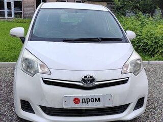 2014 Toyota Ractis II, белый, 890000 рублей, вид 3