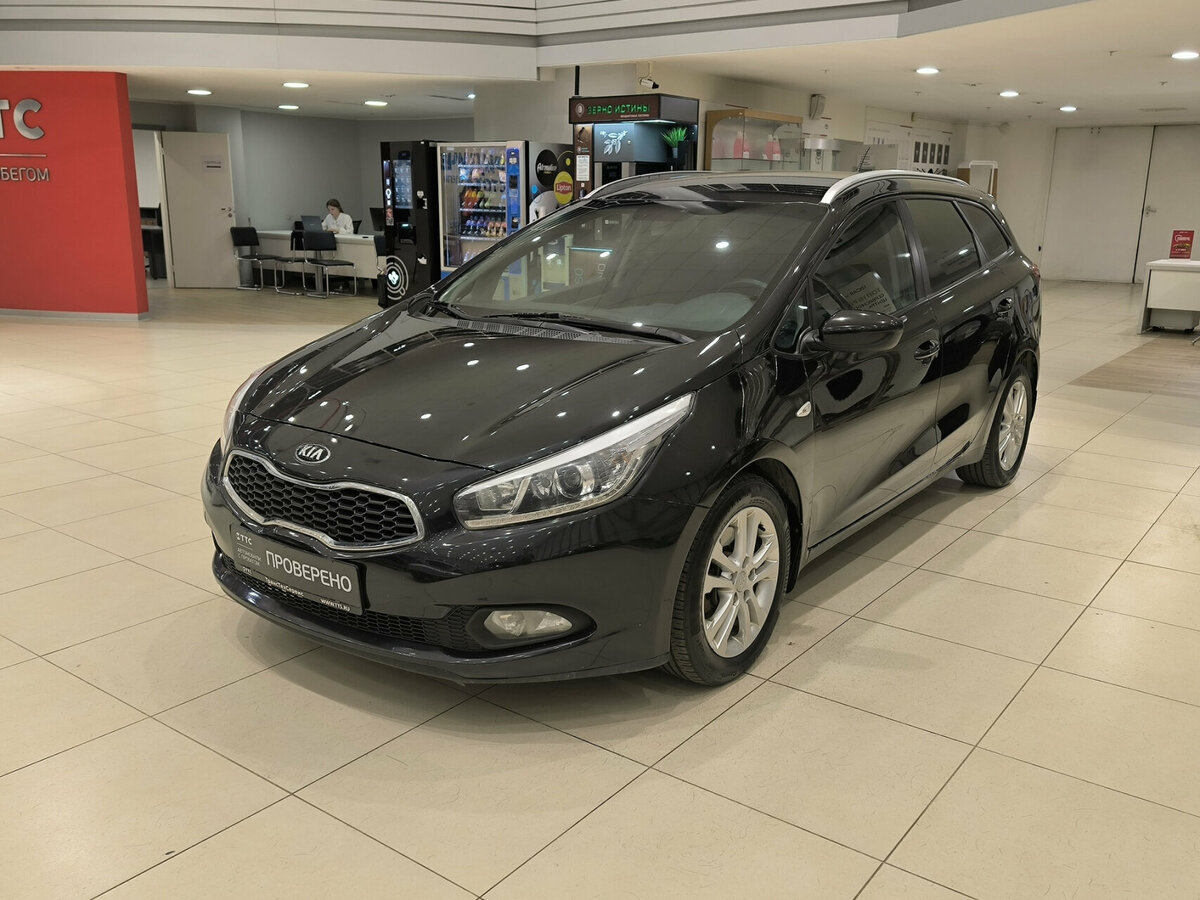 Открыть фотографии: Kia Ceed II