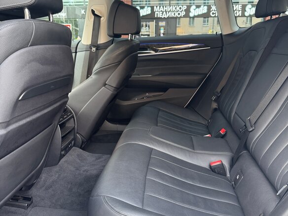 2019 BMW 6 серии Gran Turismo 640i IV (G32), белый, 3900000 рублей - вид 18