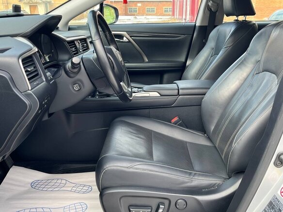 2017 Lexus RX 350 IV, серебристый, 4000000 рублей - вид 10
