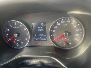 2020 Kia Rio IV, серый, 1300000 рублей, вид 4