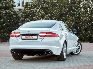 2013 Jaguar XF I Рестайлинг, белый, 2550000 рублей, вид 4