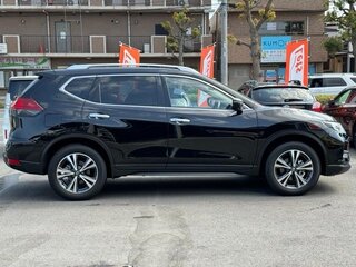 2020 Nissan X-Trail III Рестайлинг, чёрный, 1770000 рублей, вид 2