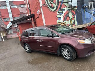 2011 Honda Odyssey (North America) IV, красный, 1100000 рублей, вид 4