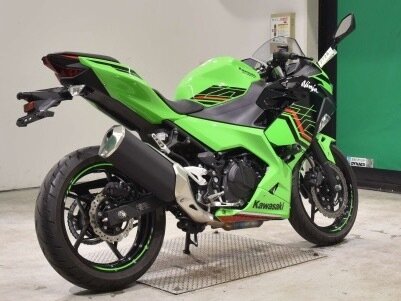 2024 Kawasaki Ninja 400, зелёный, 685000 рублей, вид 3