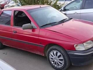 1992 Ford Escort V, красный, 75000 рублей, вид 2