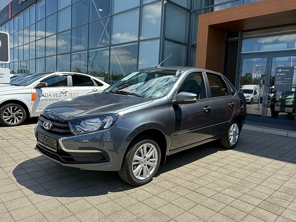 Открыть фотографии: Lada (ВАЗ) Granta I Рестайлинг